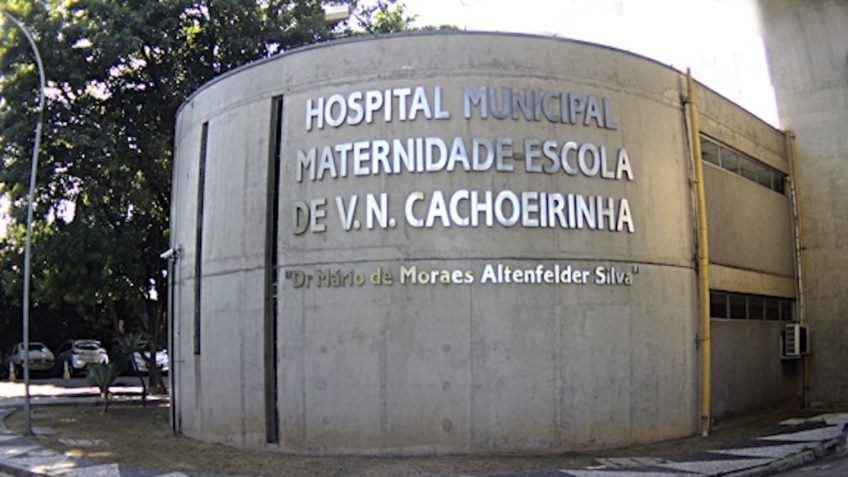 Fachada do Hospital Municipal e Maternidade da Vila Nova de Cachoeirinha