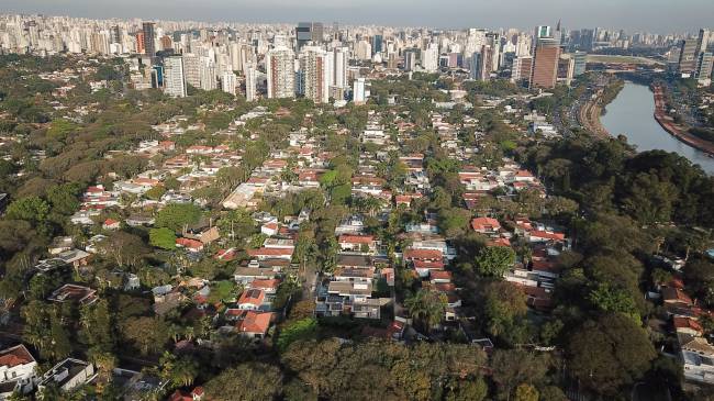 Alto de Pinheiros Vista-aérea-alto-de-pinheiros