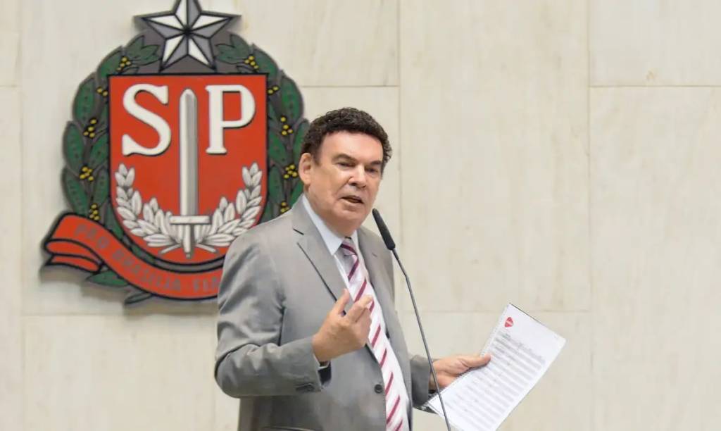 Deputado estadual Campos Machado morre em São Paulo