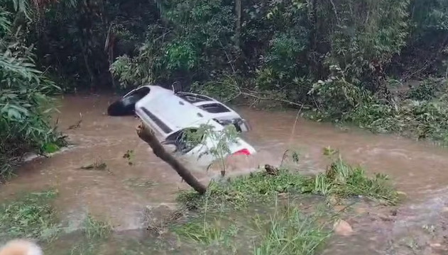 menino-seis-anos-morre-enxurrada-juquitiba