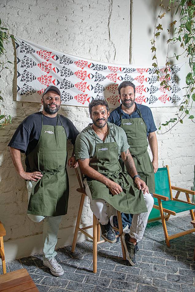 Gustavo Rodrigues, Thiago Castanho e Marcelo Corrêa Bastos: trio de chefs do Sororoca Bar