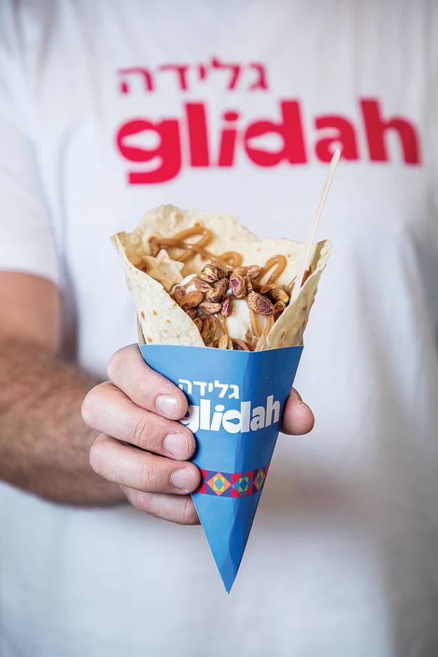 Cone de pão laffa com sorvete de doce de gergelim: da Glidah