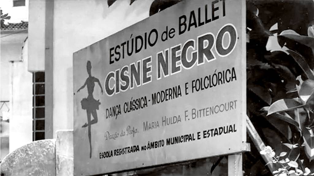 MENOR crédito Arquivo pessoal_Divulgação.jpg cisne-negro-hulda-bittencourt