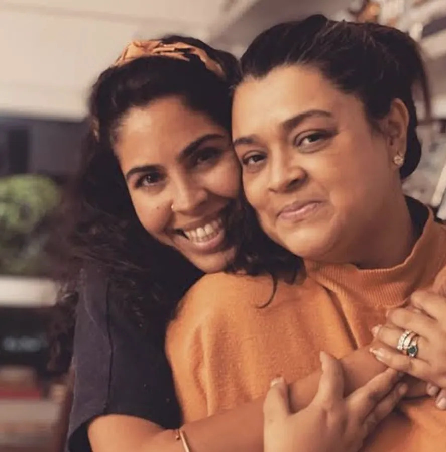Preta Gil comemora aniversário de Bela Gil com fotos antigas das duas