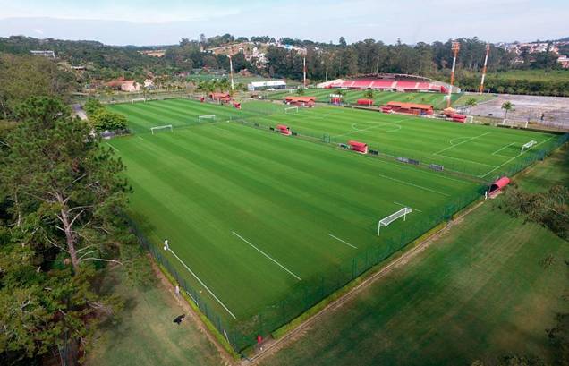 O Centro de Treinamento do São Paulo, em Cotia: clube tenta negociar o naming rights