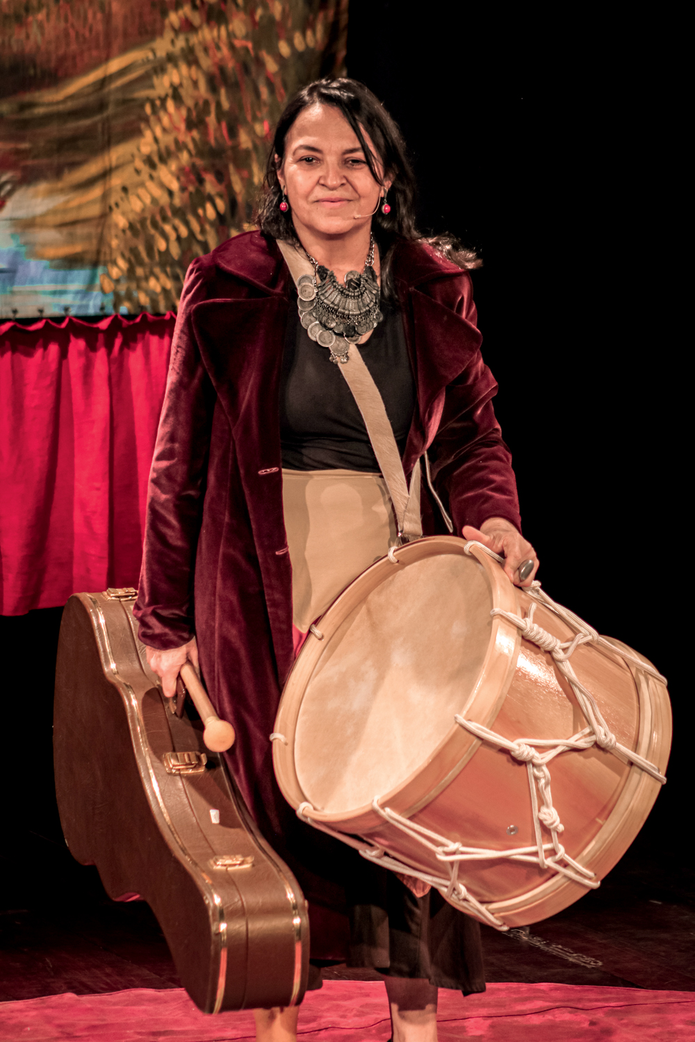 Violeta Parra em Dez Cantos violeta-parra-em-dez-cantos-teatro