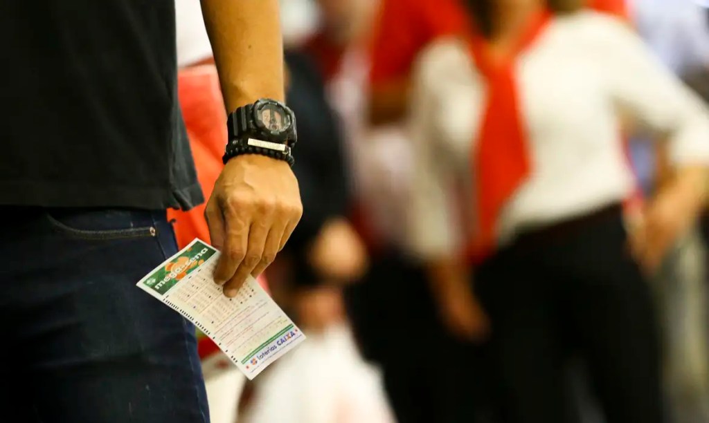 Mega-Sena sorteia nesta terça prêmio acumulado em R$ 10,5 milhões