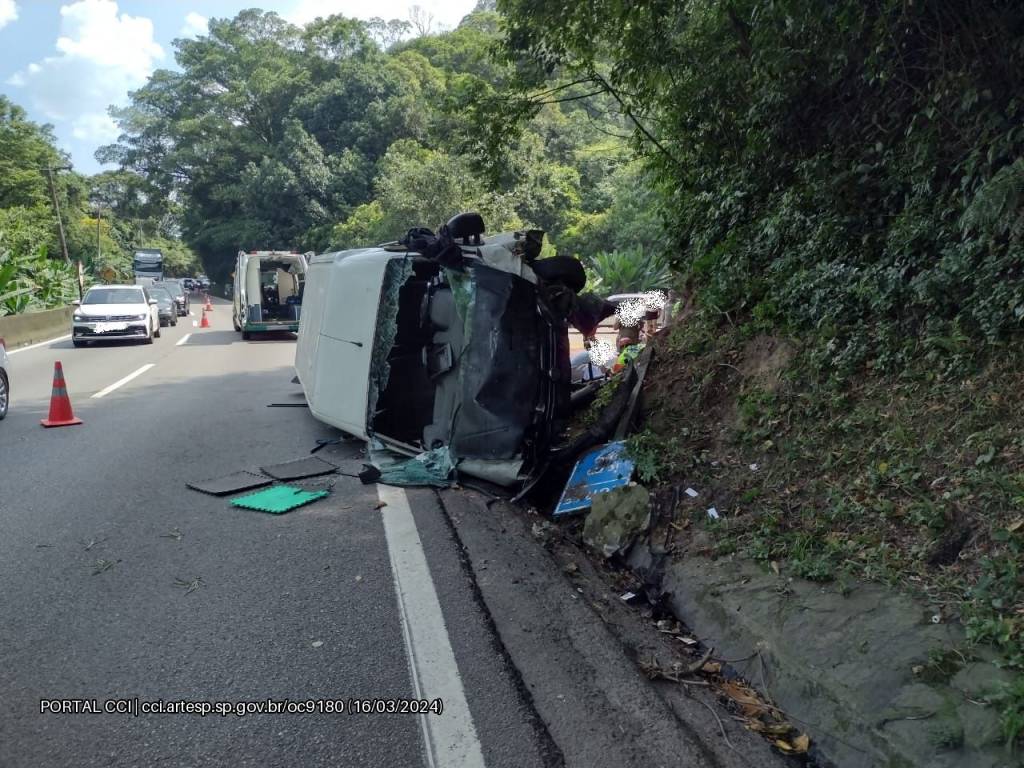 van-tombada-anchieta