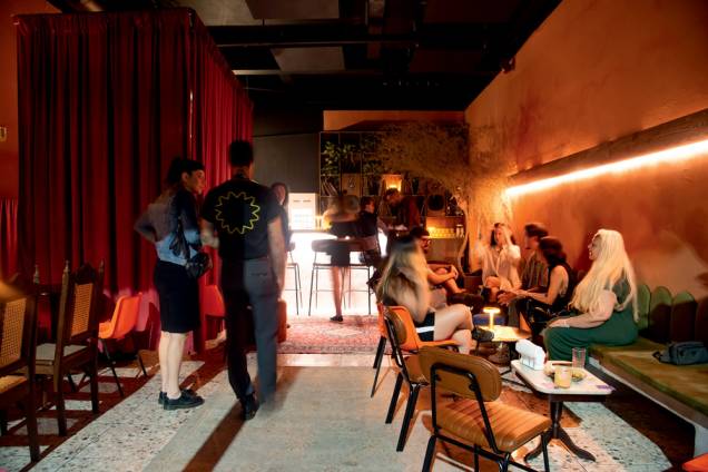 Sala Bar: o pequeno salão onde reina a música