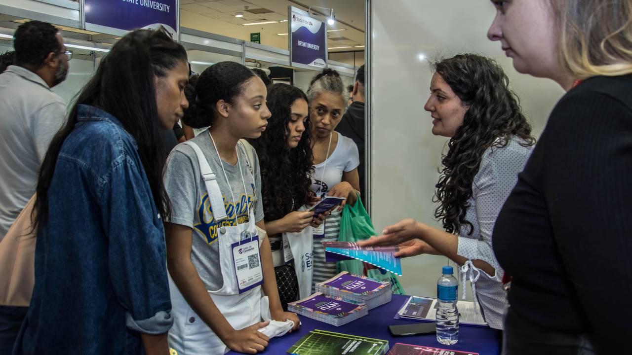 salao-do-estudante-feira-intercambio