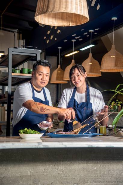 Azur do Mar: comando dos chefs Fabio Sinbo e Mariane Adania