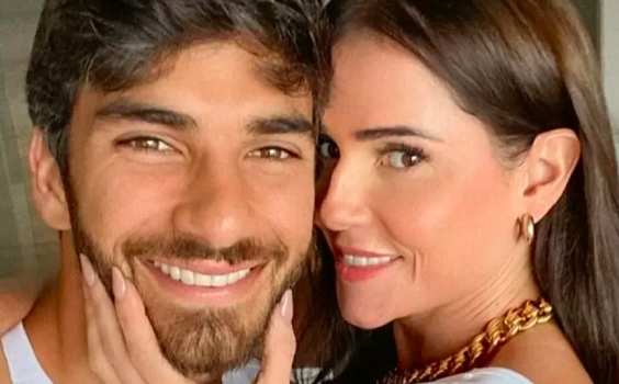 Deborah Secco e Hugo Moura