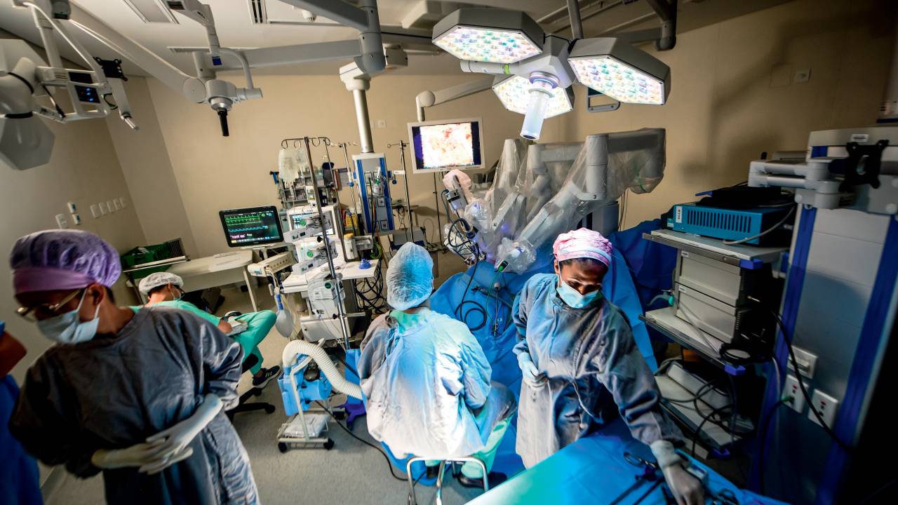 Cirurgia robótica para a retirada de tumor na próstata: processo e recuperação mais rápidos