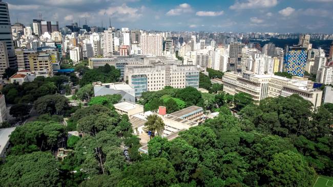 Hospital das Clínicas Vista aérea do Instituto Central em 2024
