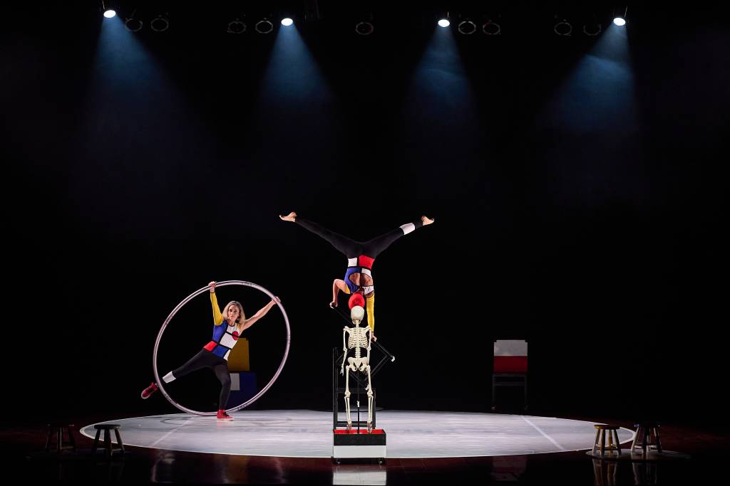 Espetáculo ‘Dual’ estreia no sábado (4) com disputa de acrobacias e danças