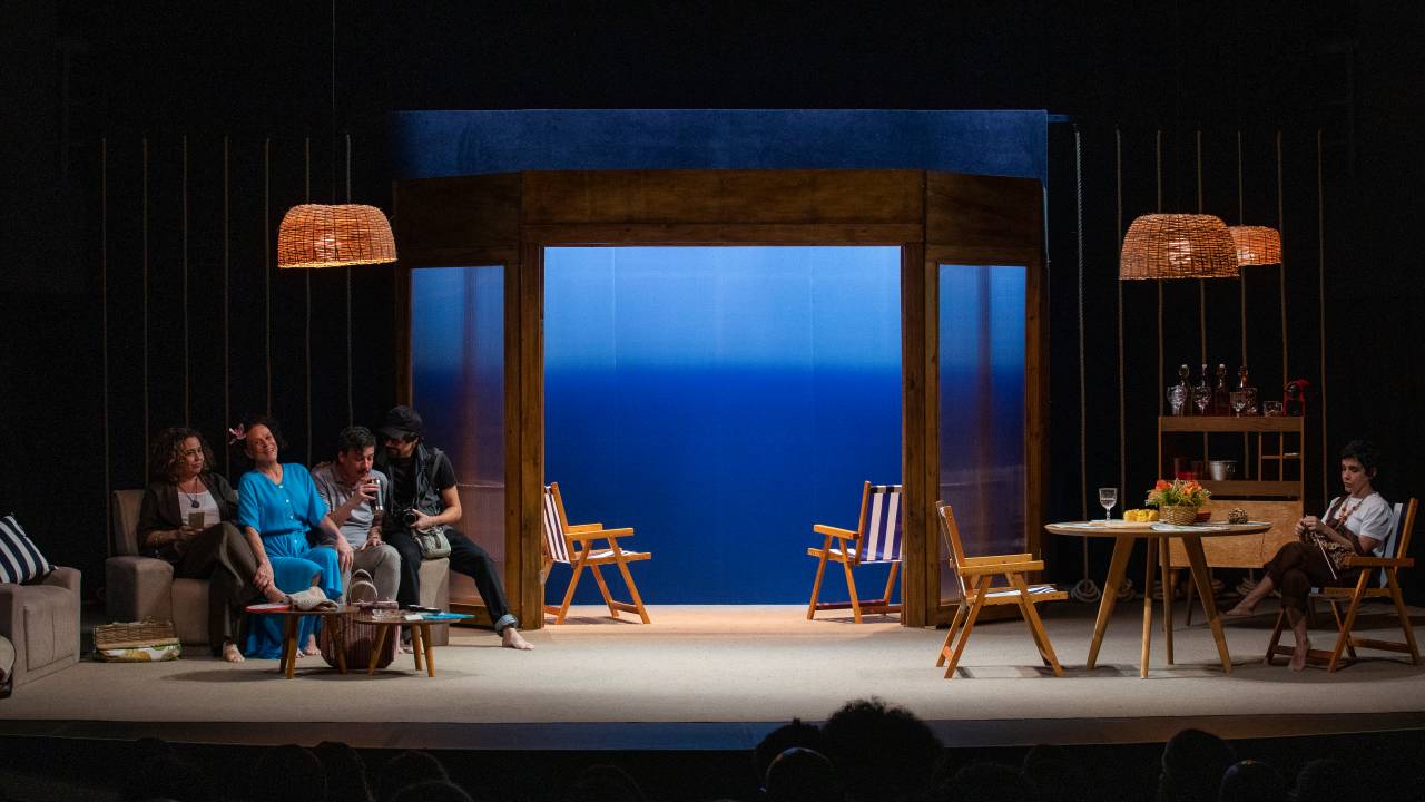 veraneio-peca-teatro-arthur-azevedo