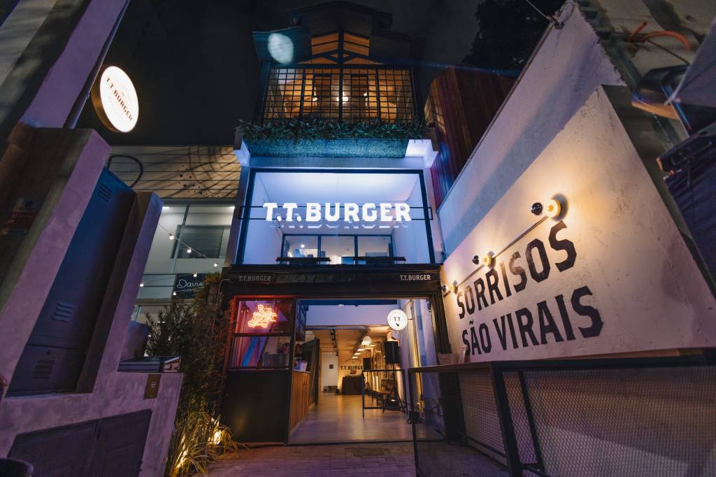 T.T. Burger: clientes podem ganhar sanduíche grátis por um ano