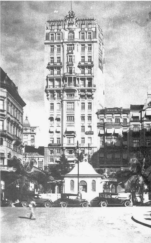 Sampaio Moreira, primeiro arranha-céu de São Paulo, completa 100 anos