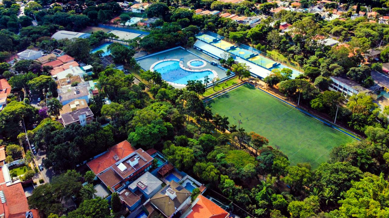 Centro Esportivo (CE) Edson Arantes do Nascimento – ou Pelezão, no Alto da Lapa
