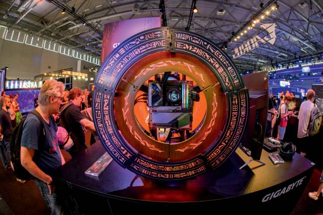 Entertainment Area, Stand: Gigabyte, Halle 8 gamescom-brasil-sp