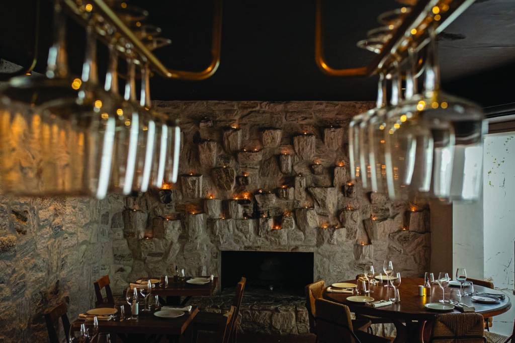 Pátio das Cantigas, do ator Ricardo Tozzi, dá lugar a outro restaurante