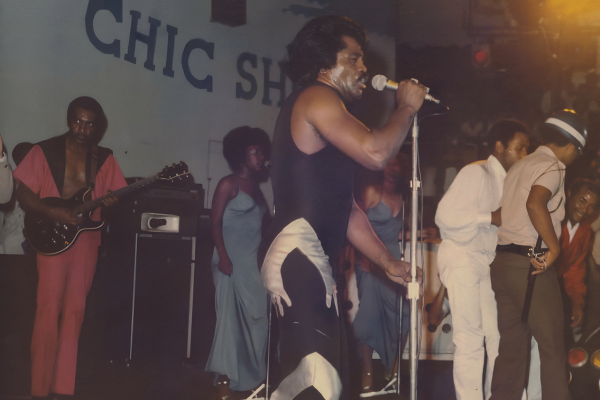 james-brown-chic-show-1978-foto-palestra-itália
