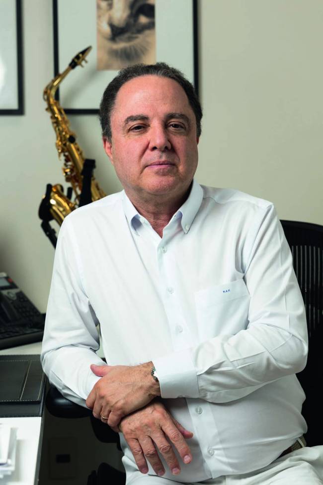 ROBERTOKALIL11 (1).jpg_1 o cardiologista Roberto Kalil Filho, nas Amarelinhas; e