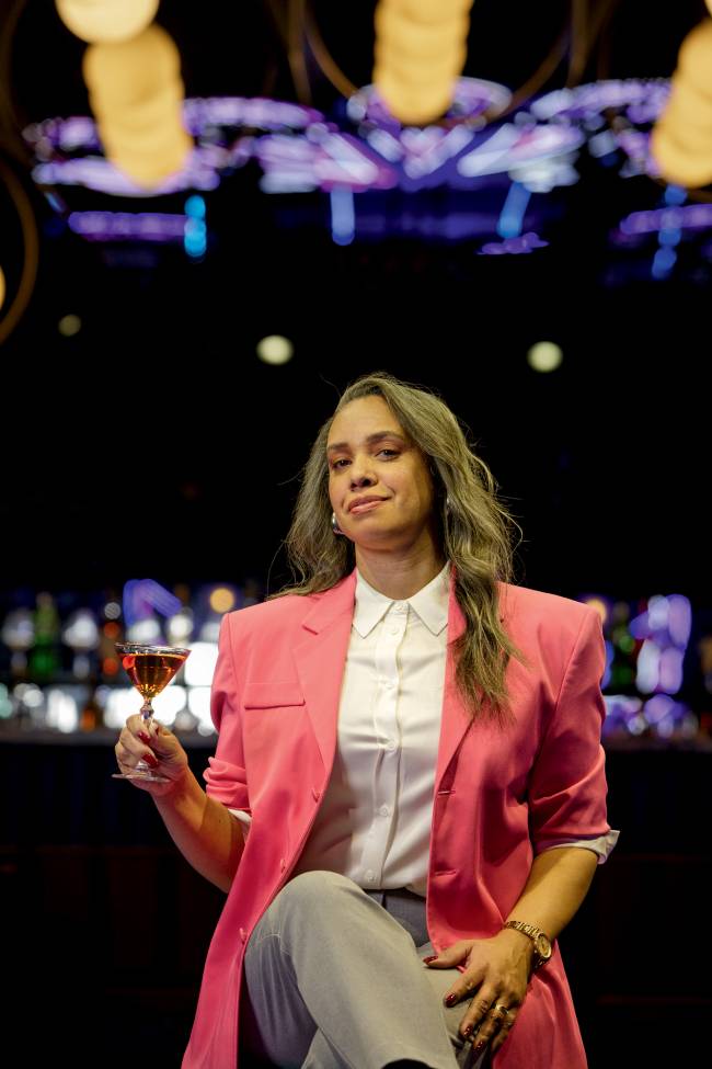 0075 Bar Tenders Tania Mangaba.jpg tania-deoclecio-mulheres-gestao-bares