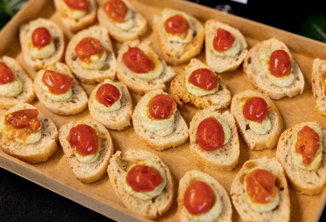 Comidinhas oferecidas pelo bufê Easy Food Comidinhas oferecidas pelo bufê Easy Food