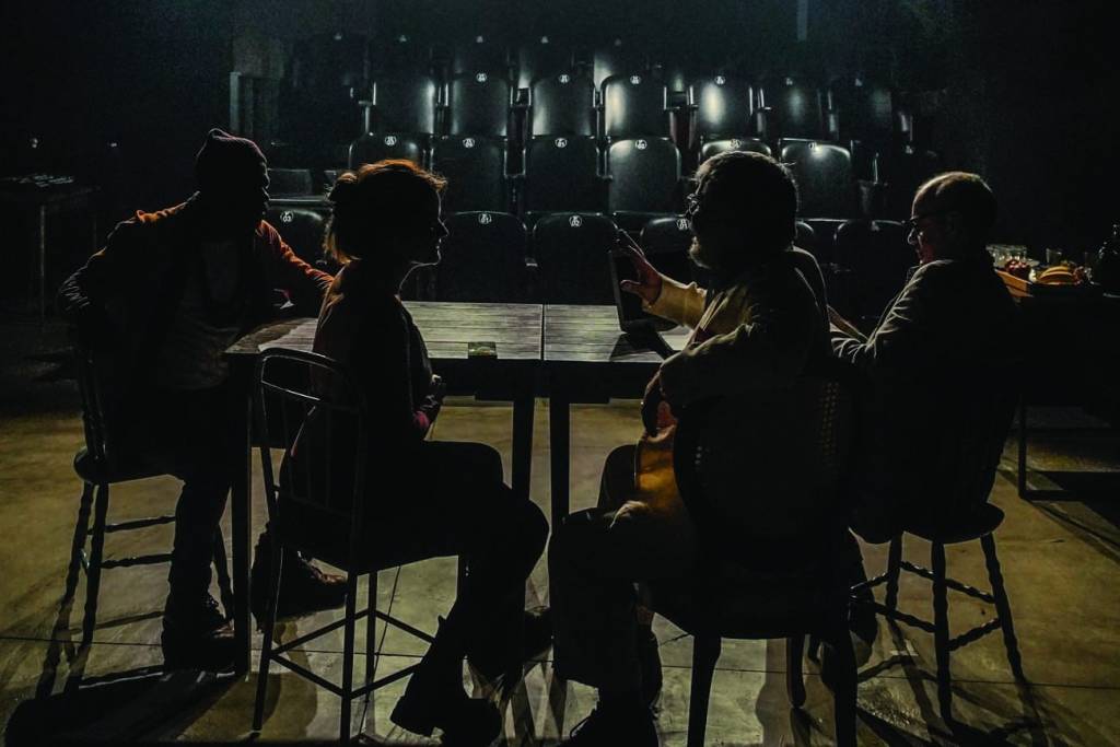 ‘Sangue’, de Kiko Marques, aborda violência de gênero e colonialismo