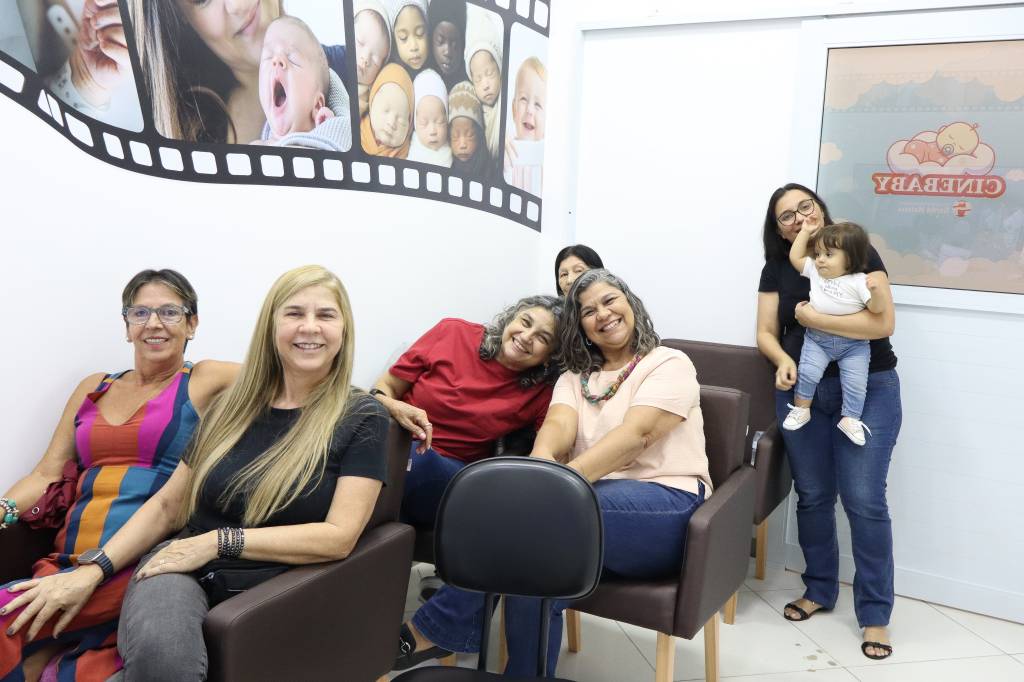 Maternidade no ABC Paulista inaugura sala de cinema para partos