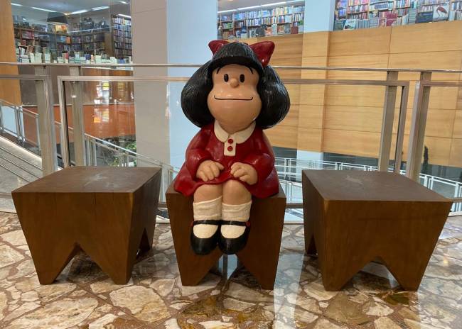 Mafalda_ Divulgação_1 (1) escultura-mafalda-livraria-martins-fontes
