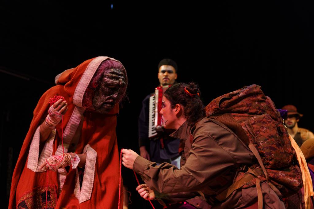 Espetáculo se inspira em lei chilena que proíbe a dança em locais não licenciados