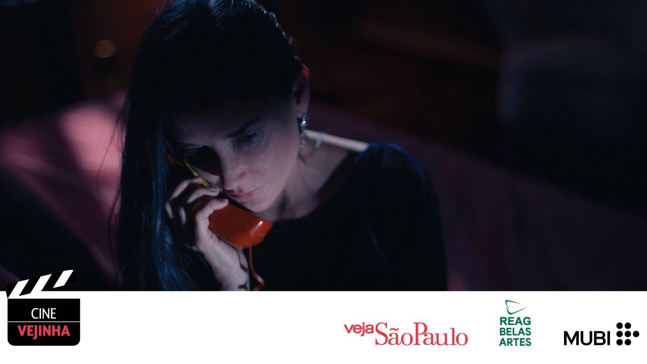 Demi Moore interpreta Elisabeth Sparkle em 'A Substância', filme que estreia o Cine Vejinha