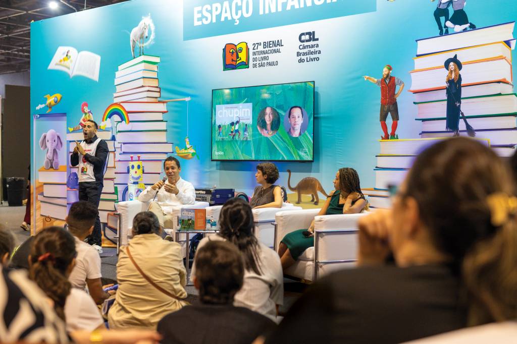 Espaço Infâncias na Bienal do Livro tem lançamentos e espetáculo