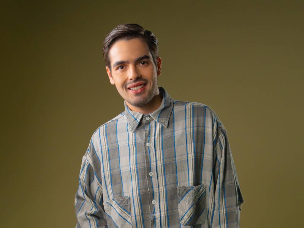 João Silva, filho de Faustão, fecha contrato com o SBT e deixa Band