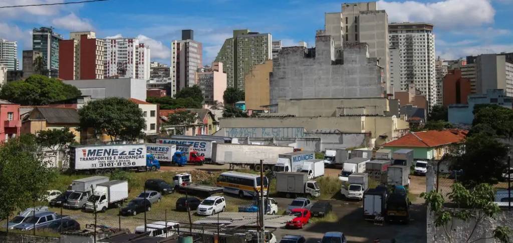 Prefeitura recebe terreno do futuro Parque Bixiga