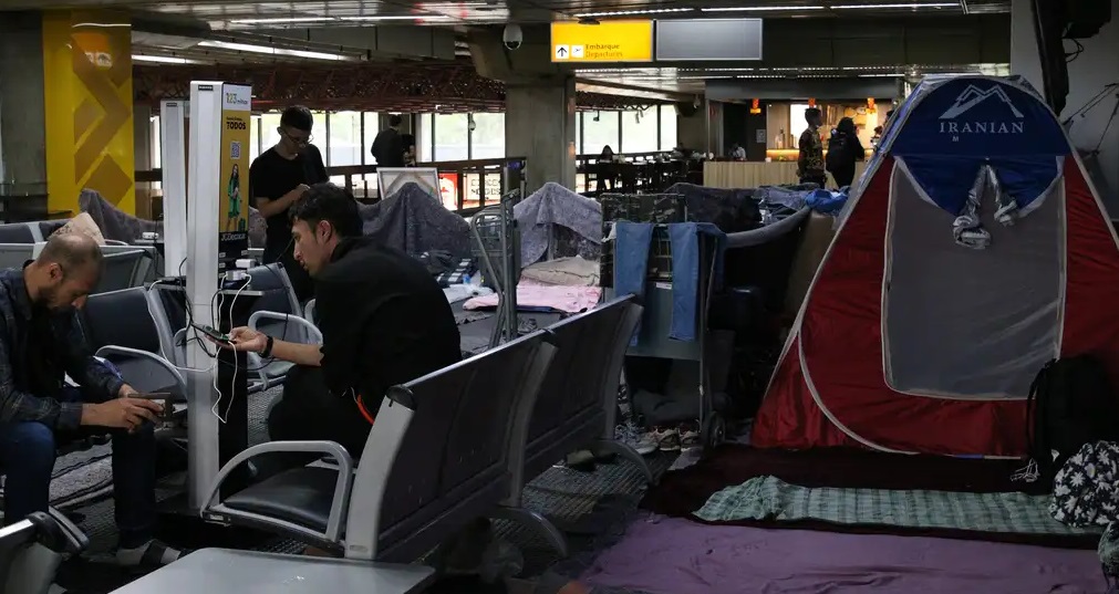 Liminar impede deportação de 70 imigrantes no aeroporto de Guarulhos