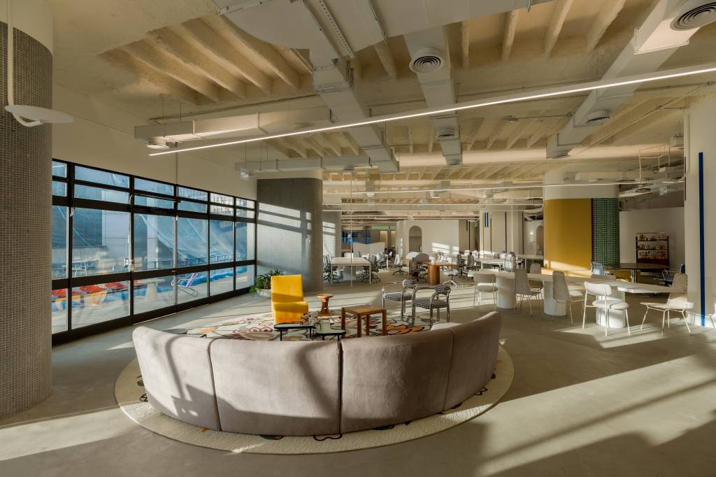 Enjoei ocupa nova sede em terraço do Copan