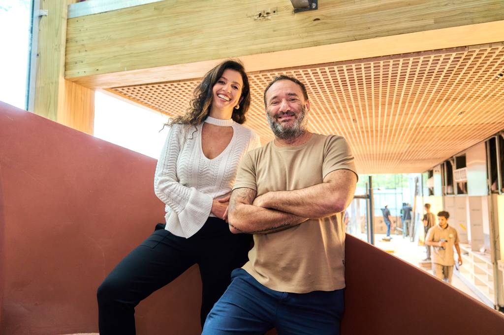 Francis inaugura loja-conceito de três andares na Oscar Freire