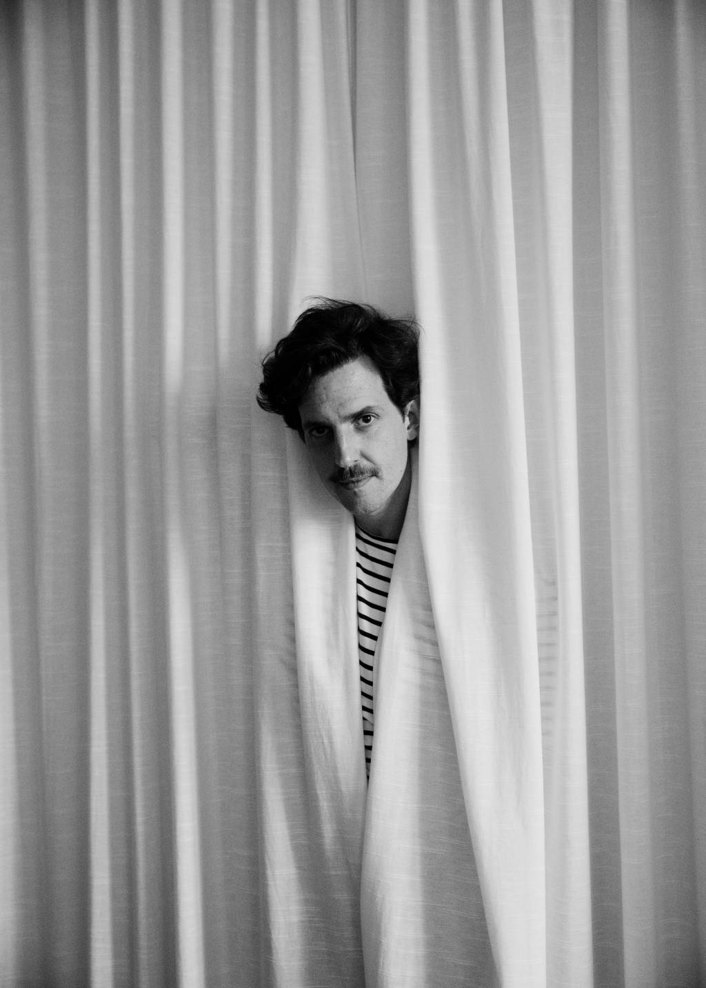 Amarello muda de endereço e inaugura loja nos Jardins