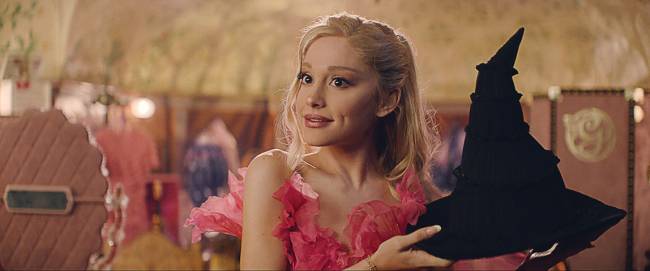 WICKED wicked-glinda-ariana-grande