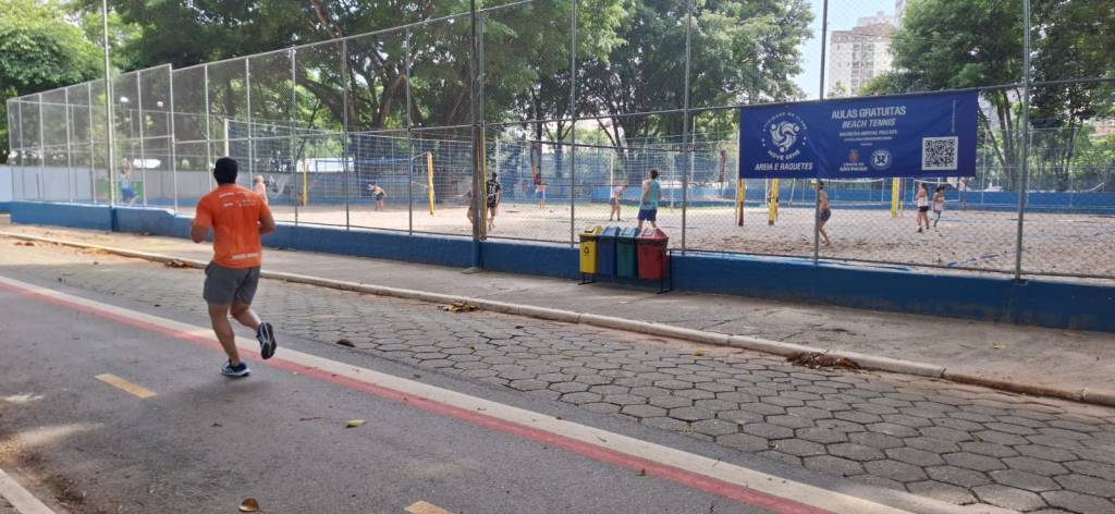 Mooca Esportes de areia no Distrital da Mooca