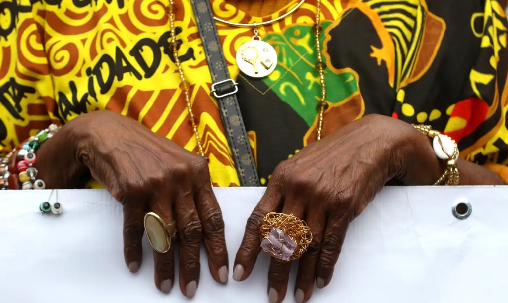 Maioria das empreendedoras negras de SP sobrevive com menos de um salário mínimo, diz pesquisa