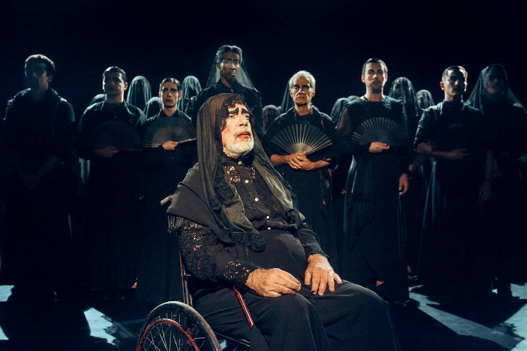 Os Satyros Celebram 35 Anos com ‘A Casa de Bernarda Alba’