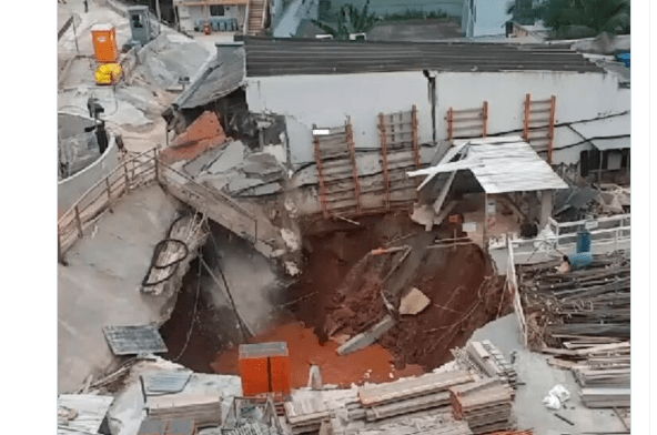 Acidente deixou cratera em canteiro de obras do metrô