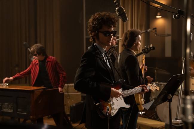 A Complete Unknown um-completo-desconhecido-bob-dylan