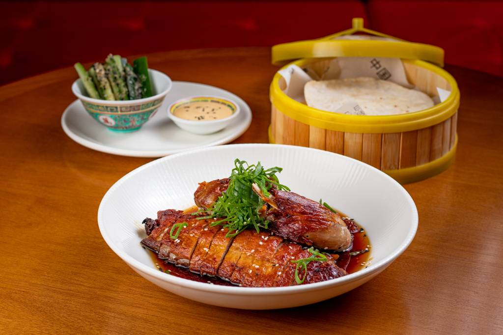 Confira os restaurantes que abrem no dia 1º de janeiro