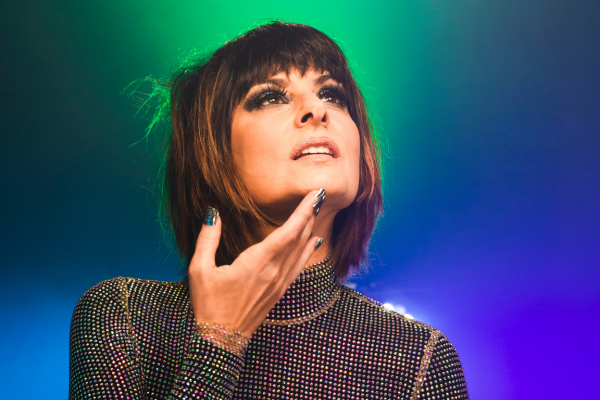 Fernanda Abreu apresenta 'Amor Geral': dois shows no Sesc Pompeia
