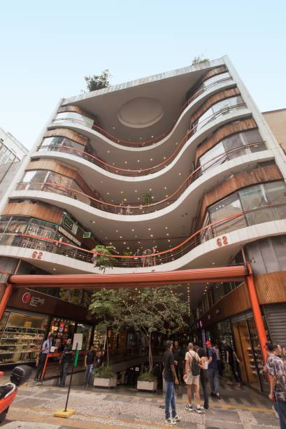 A fachada da Rua 24 de Maio: edifício tombado em 1992